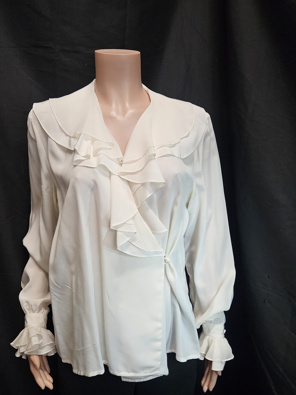 A136 Jerri Sherman Silk Ruffle Front Blouse Size 8